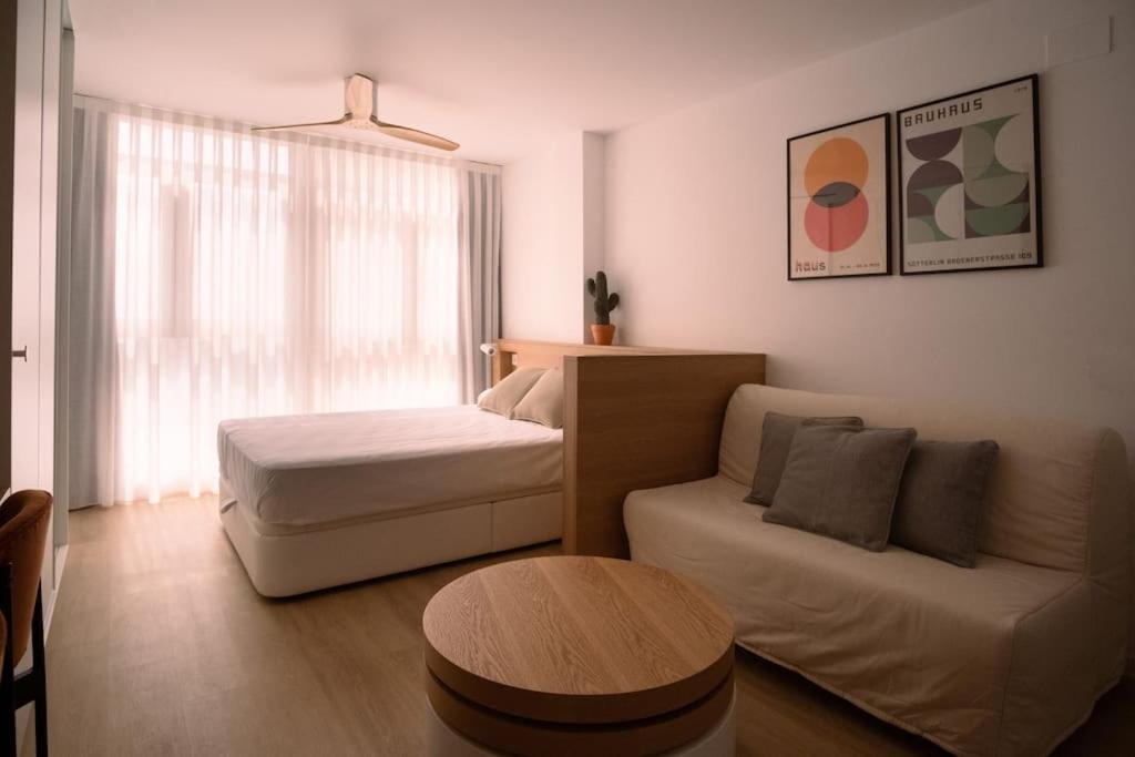 Spectacular Renovated Studio Facing The Sea Apartment Валенсия Екстериор снимка